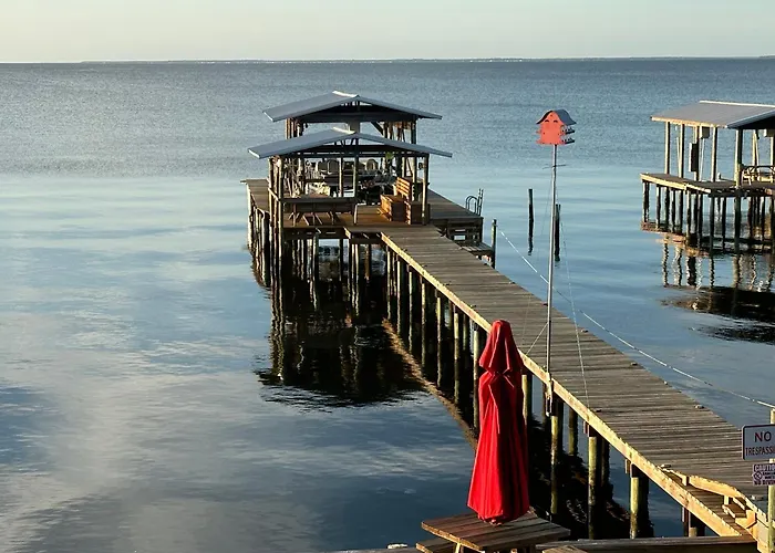 Apartment I Lucy Bay Front *