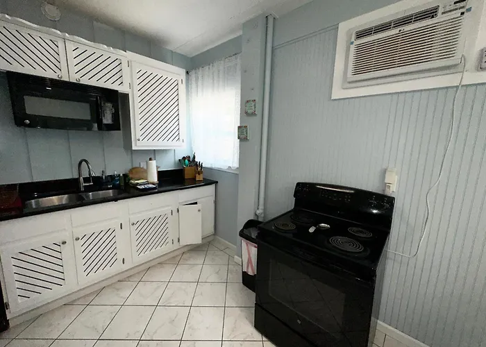 Apartment I Lucy Bay Front *