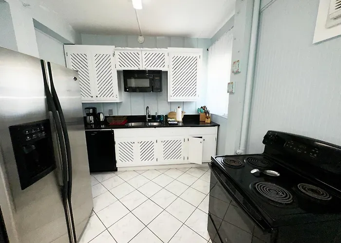 Apartment I Lucy Bay Front *