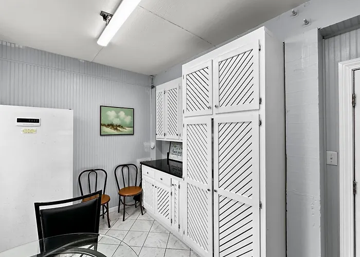 Apartment I Lucy Bay Front *